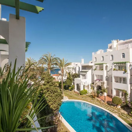 Oasis Apartment
