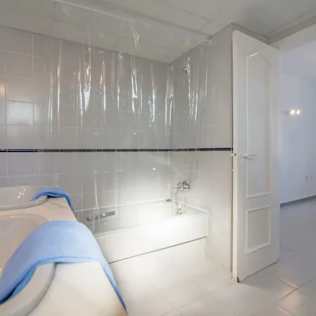 Oasis Apartment